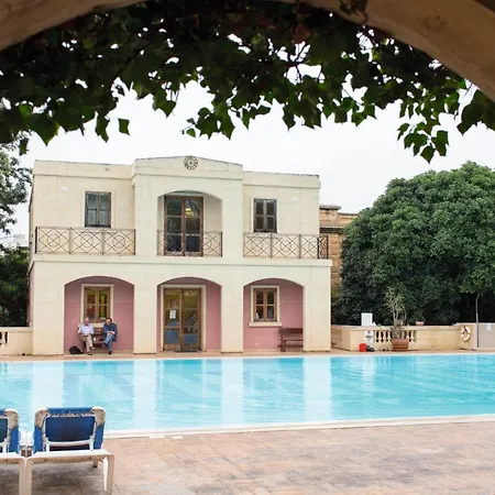 Sc Club Village 3* פמברוק