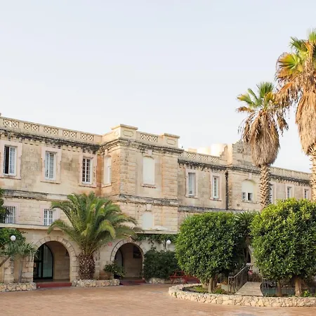 Sc Club Village מלון דירות 3*