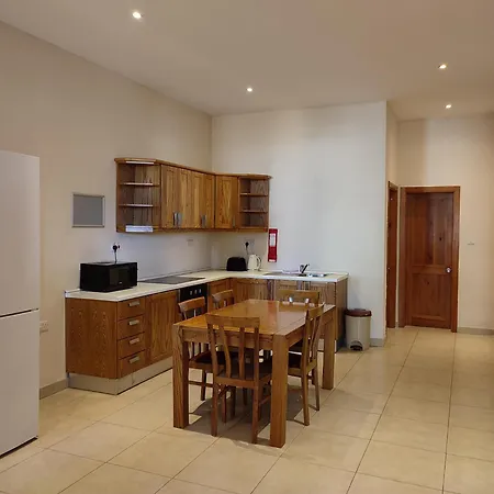 Ξενοδοχείο με διαμερίσματα Sc Club Village