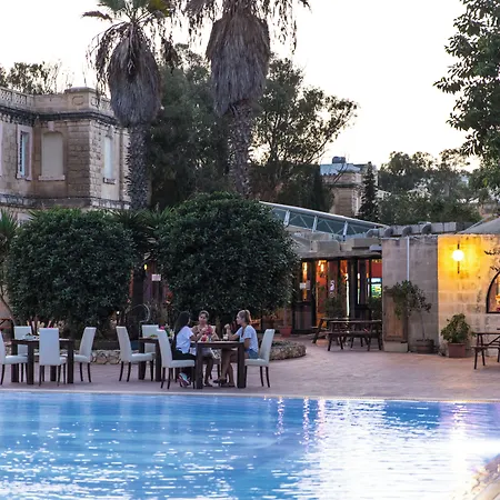 מלון דירות Sc Club Village פמברוק