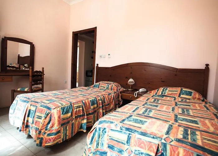 Sc Club Village بيمبروك