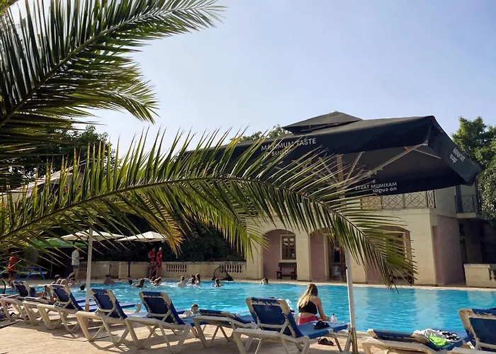 Sc Club Village Aparthotel 3*